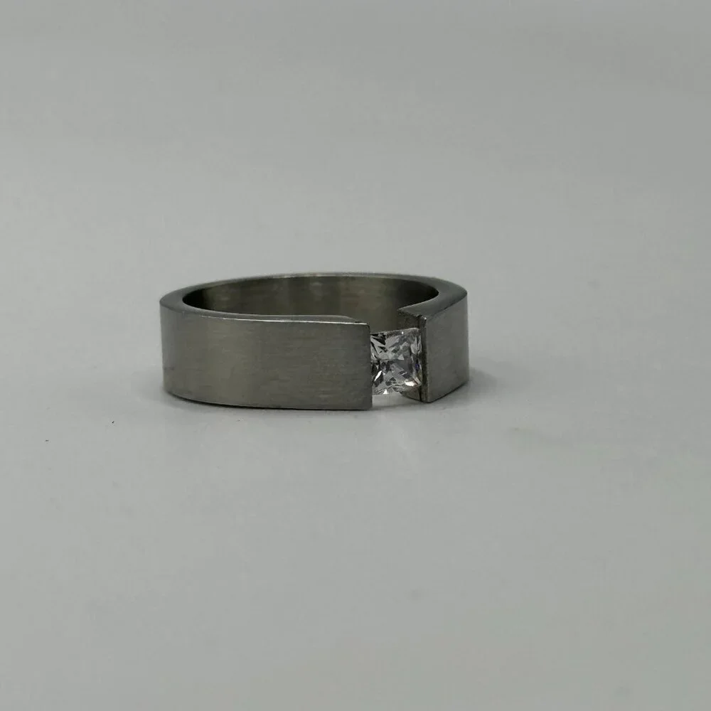 Stainless Steel Ring Size 6.5 Channel Set Clear Princess Cut Stone Modern Band - Picture 7 of 10